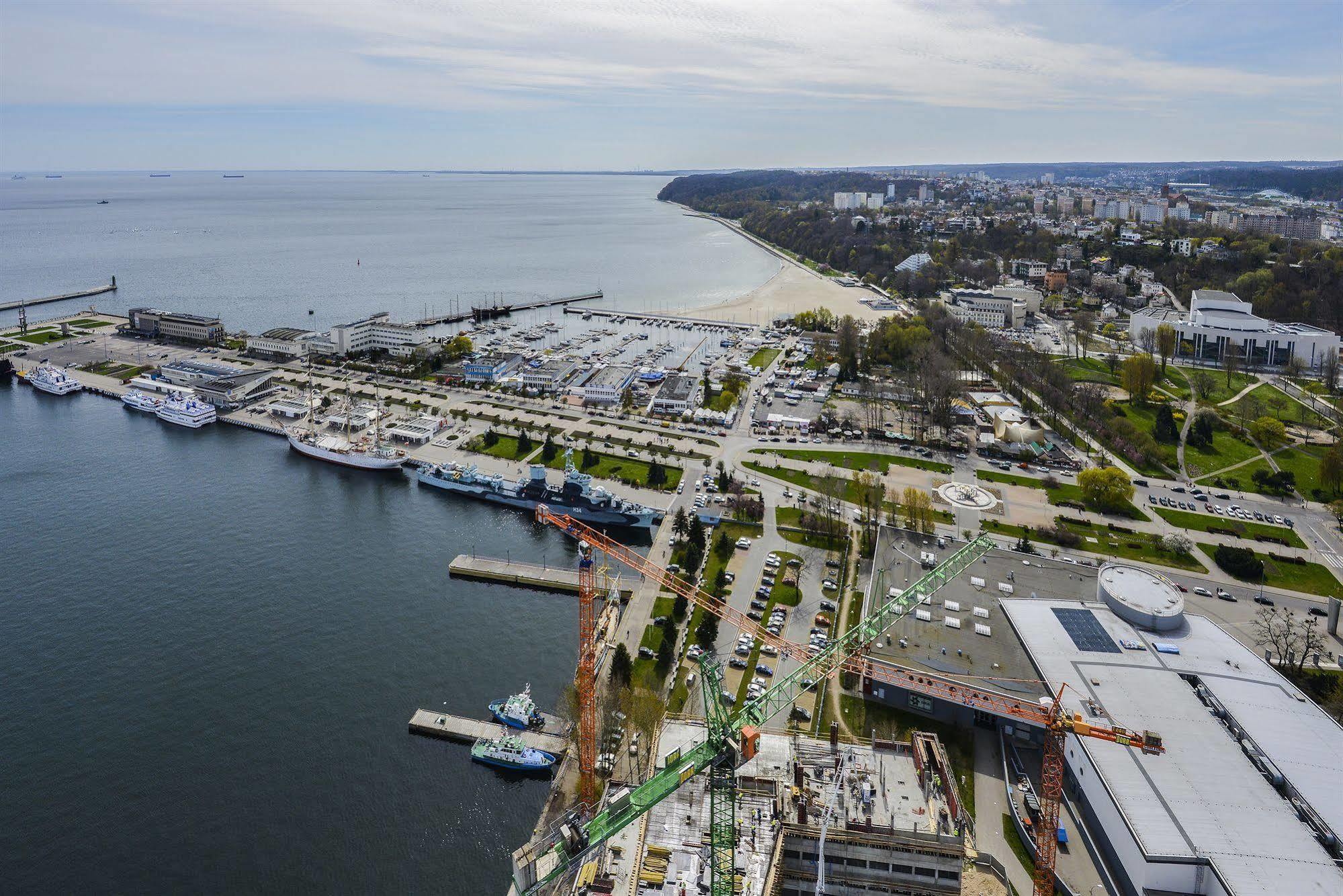 Apartament Sea Towers Gdynia Bagian luar foto